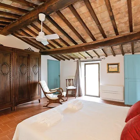 Henry House Villa